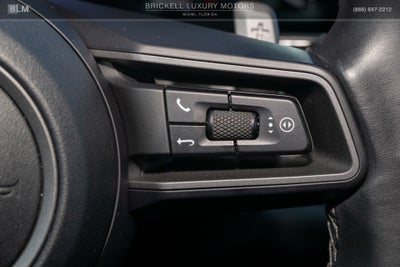 2020 Porsche 911 Carrera