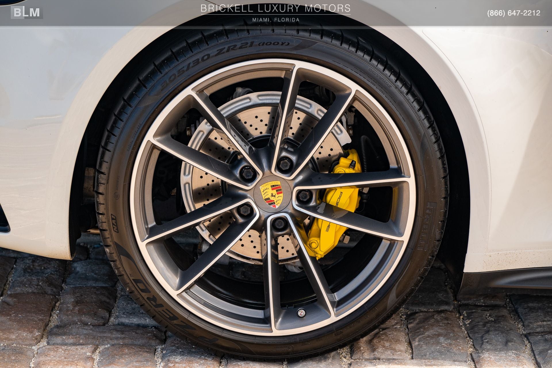 2020 Porsche 911 Carrera