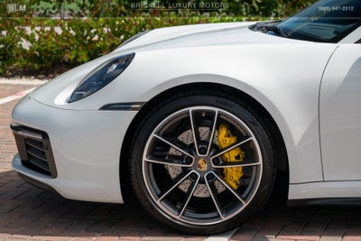 2020 Porsche 911 Carrera