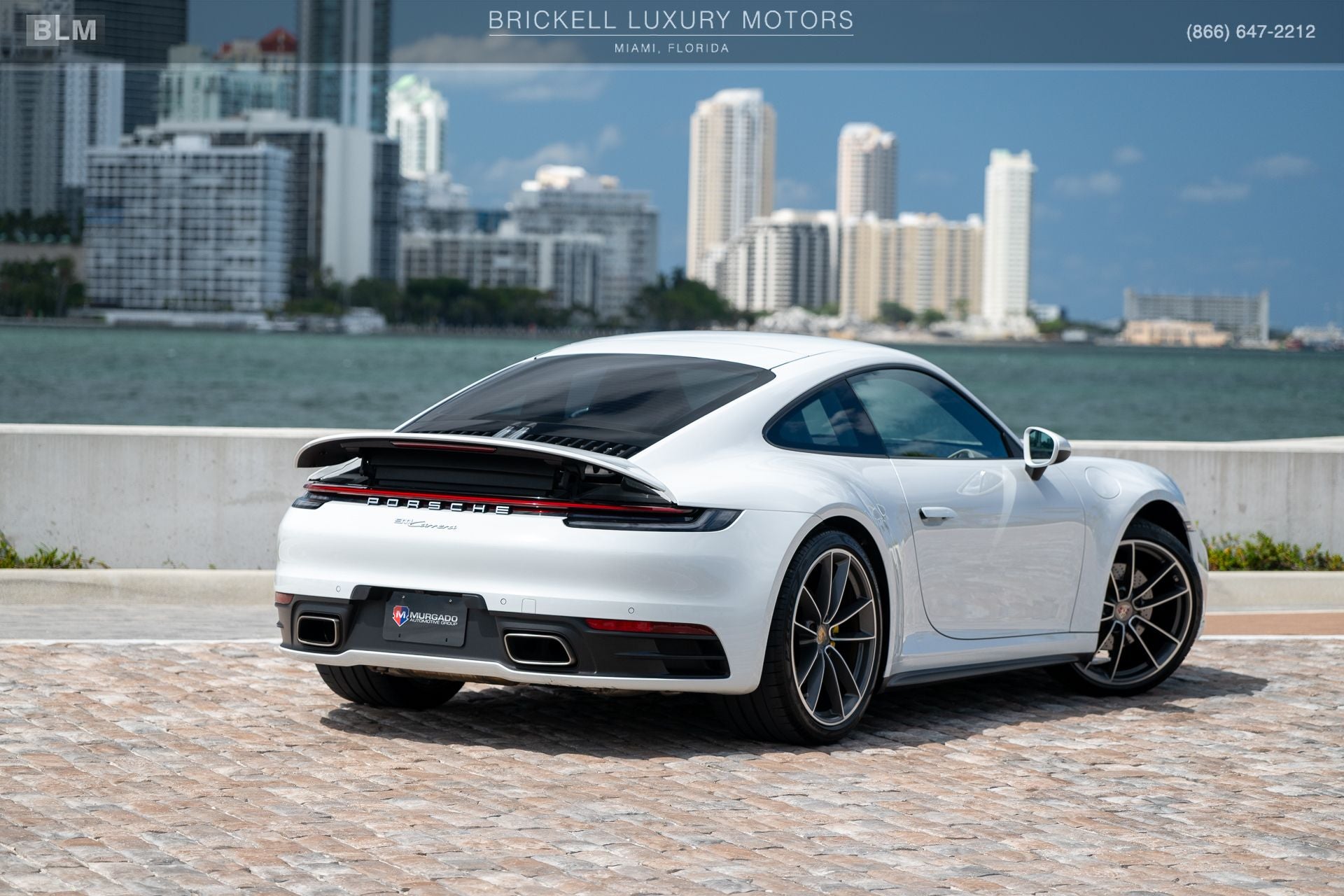 2020 Porsche 911 Carrera