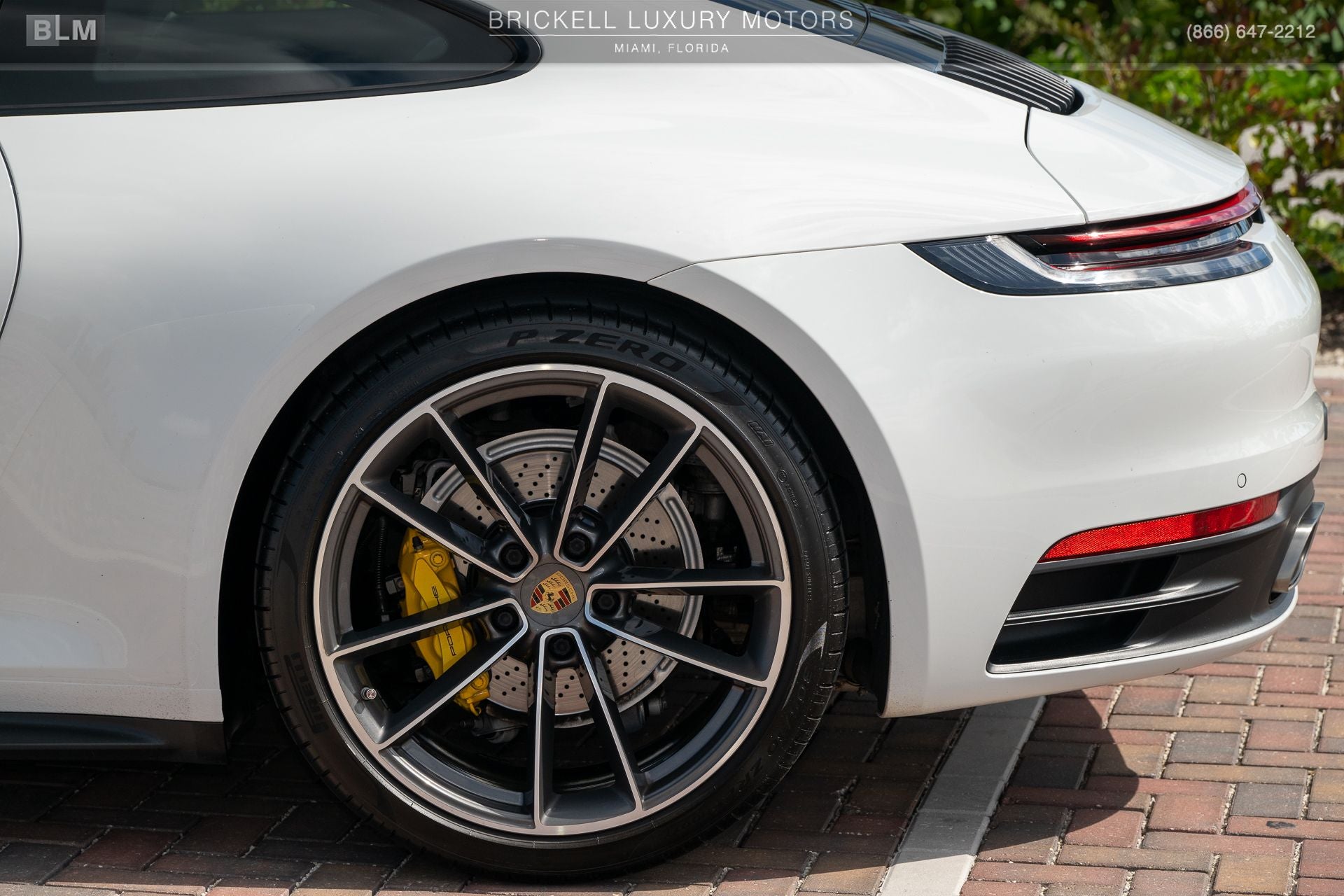 2020 Porsche 911 Carrera