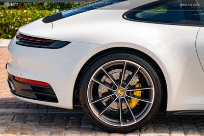 2020 Porsche 911 Carrera