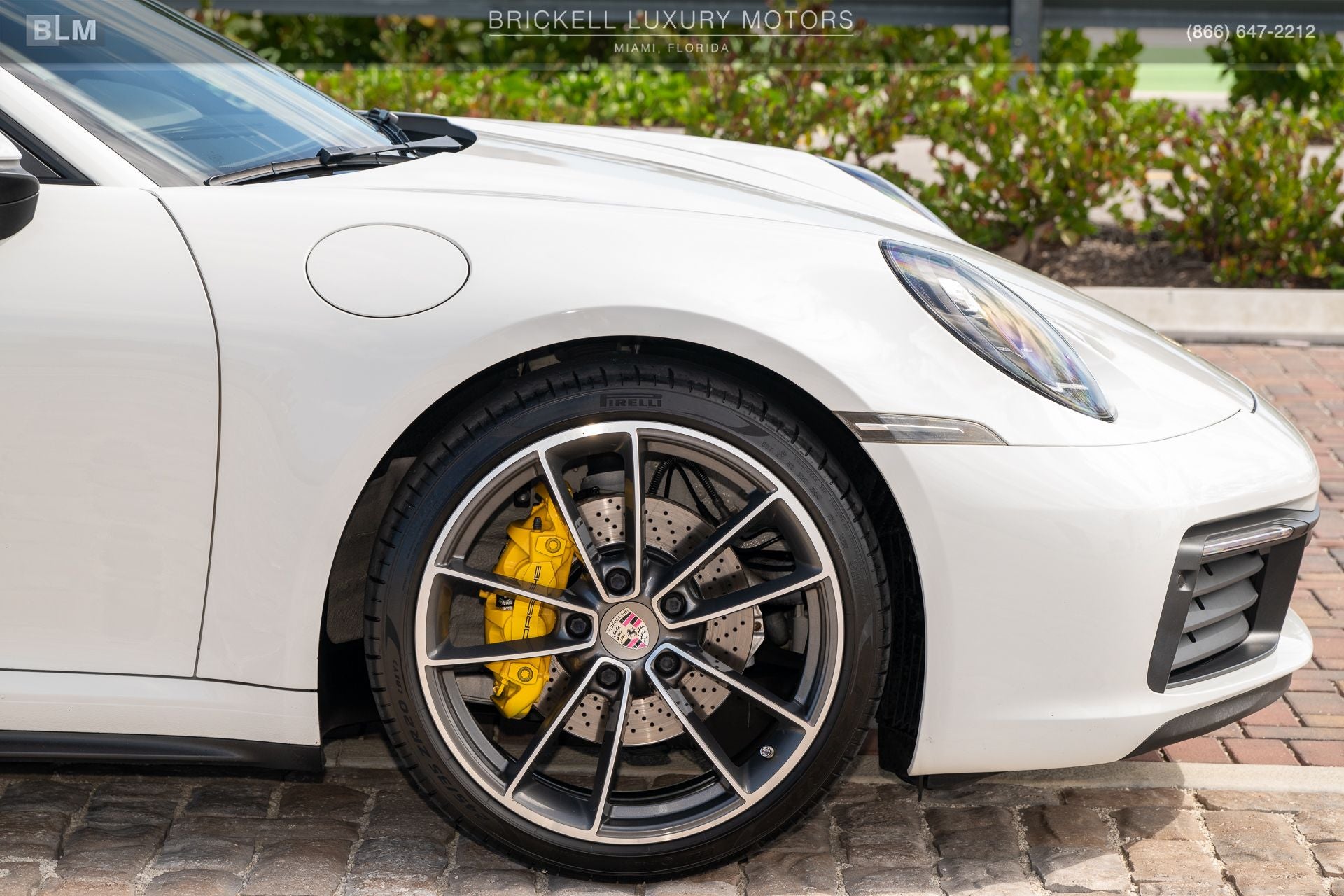 2020 Porsche 911 Carrera