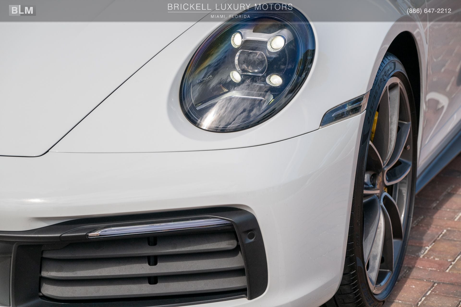 2020 Porsche 911 Carrera