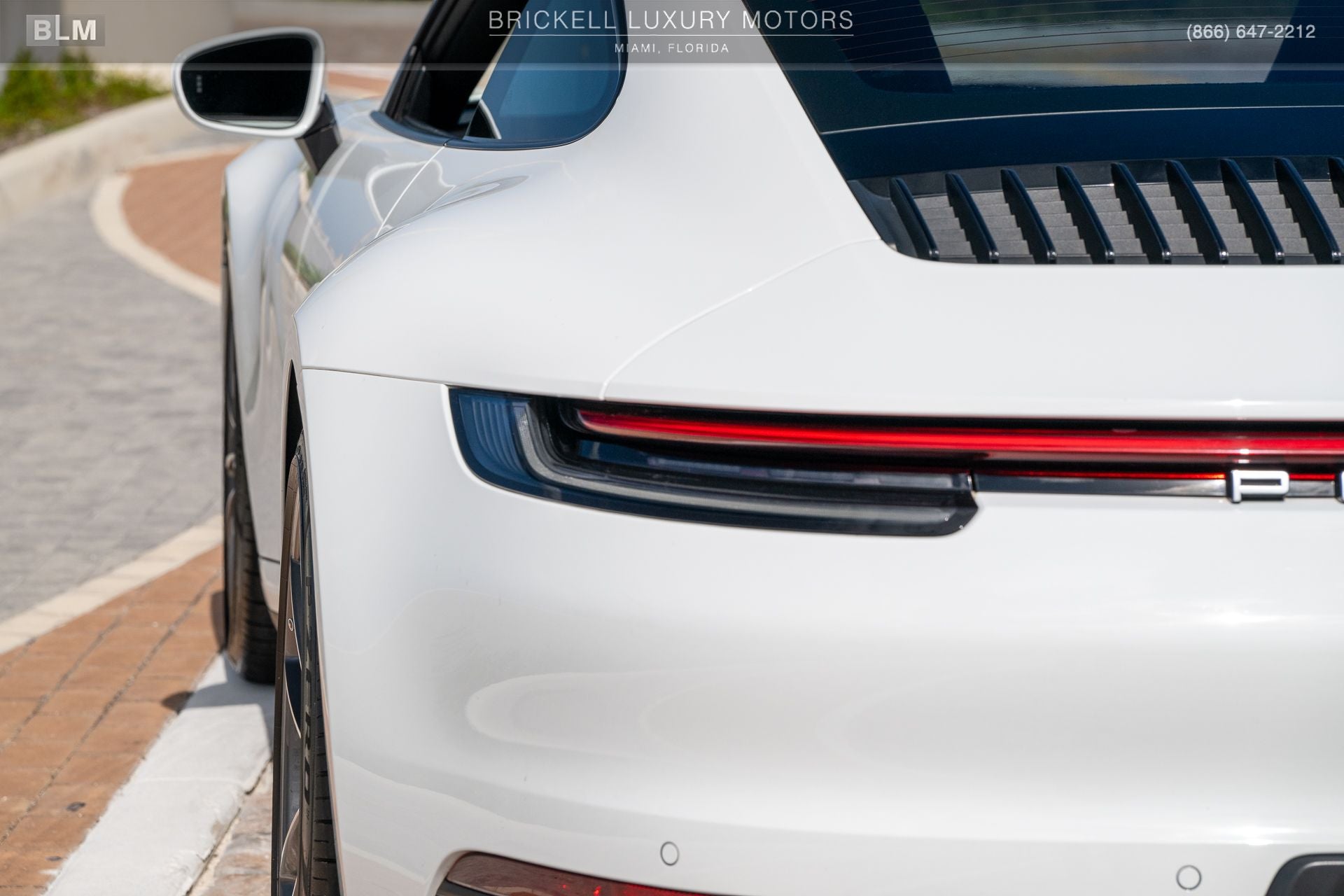 2020 Porsche 911 Carrera