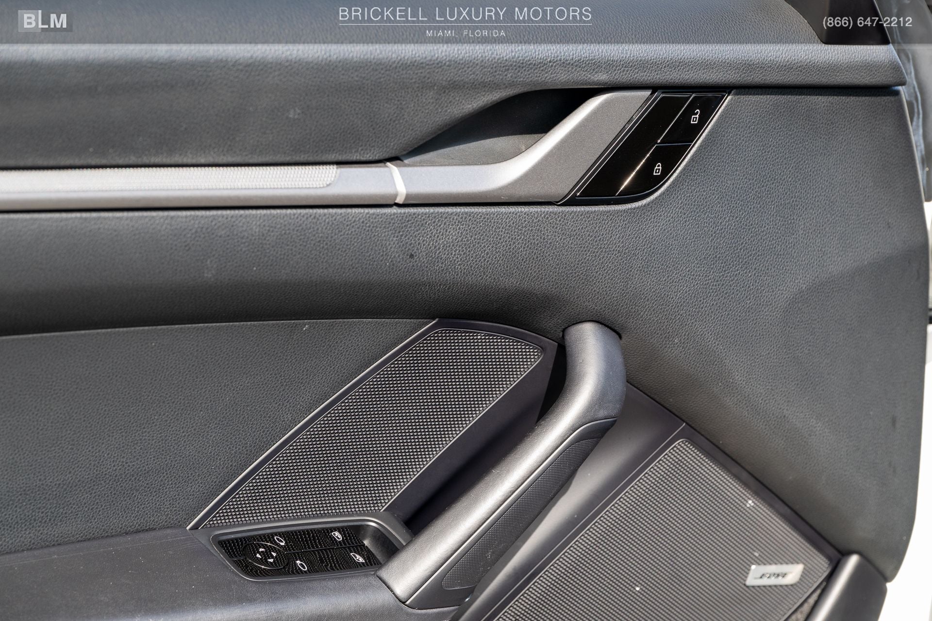 2020 Porsche 911 Carrera