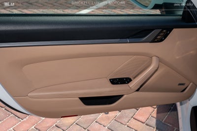 2020 Porsche 911 Carrera