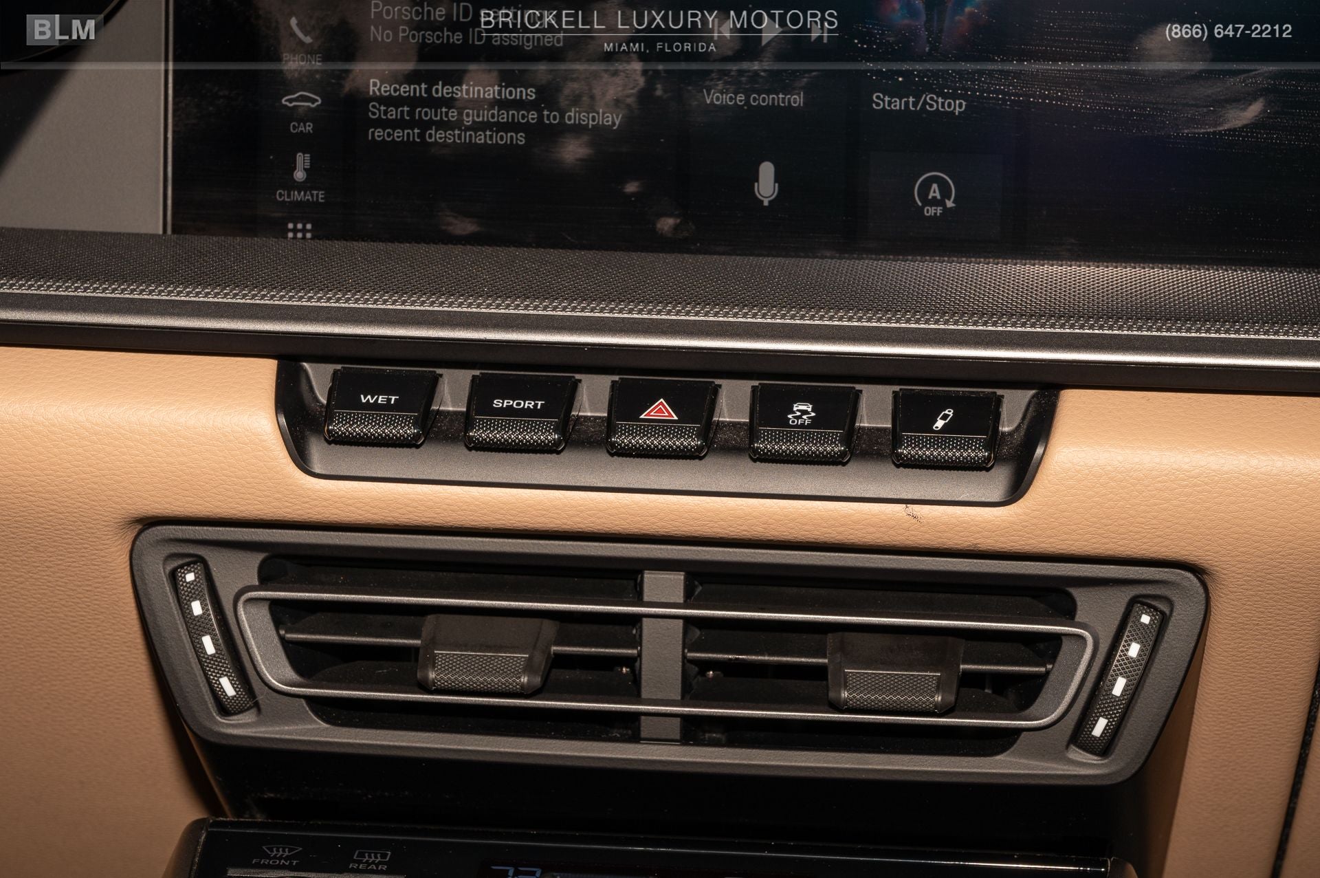 2020 Porsche 911 Carrera