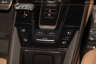 2020 Porsche 911 Carrera