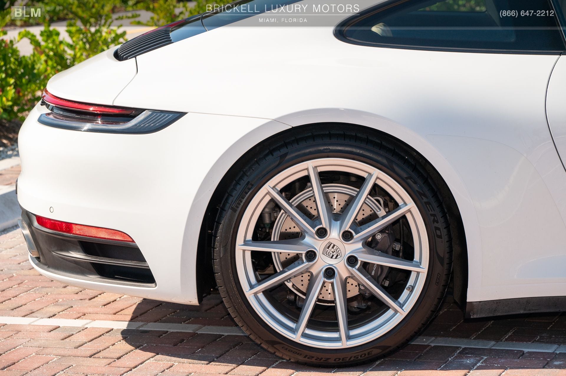 2020 Porsche 911 Carrera