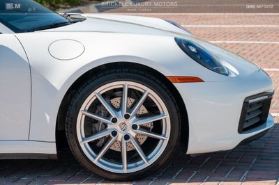 2020 Porsche 911 Carrera