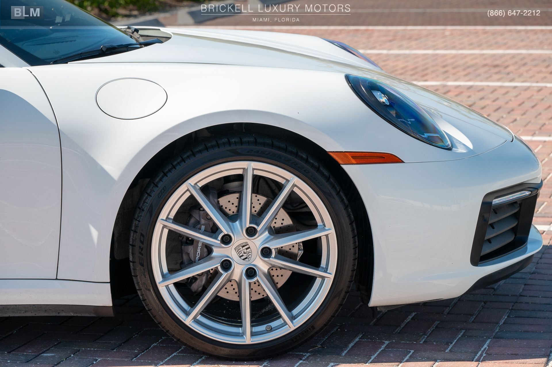 2020 Porsche 911 Carrera