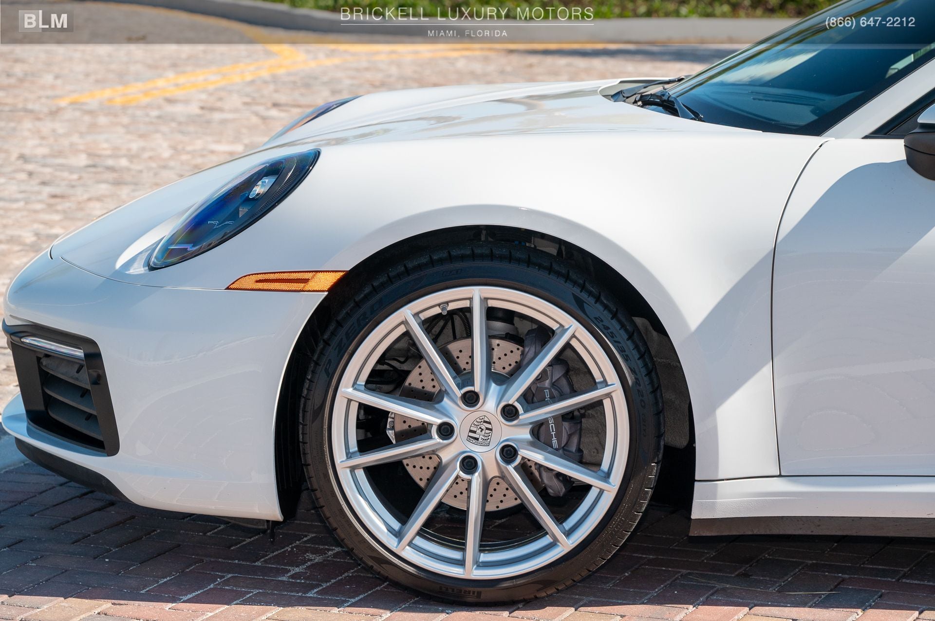 2020 Porsche 911 Carrera