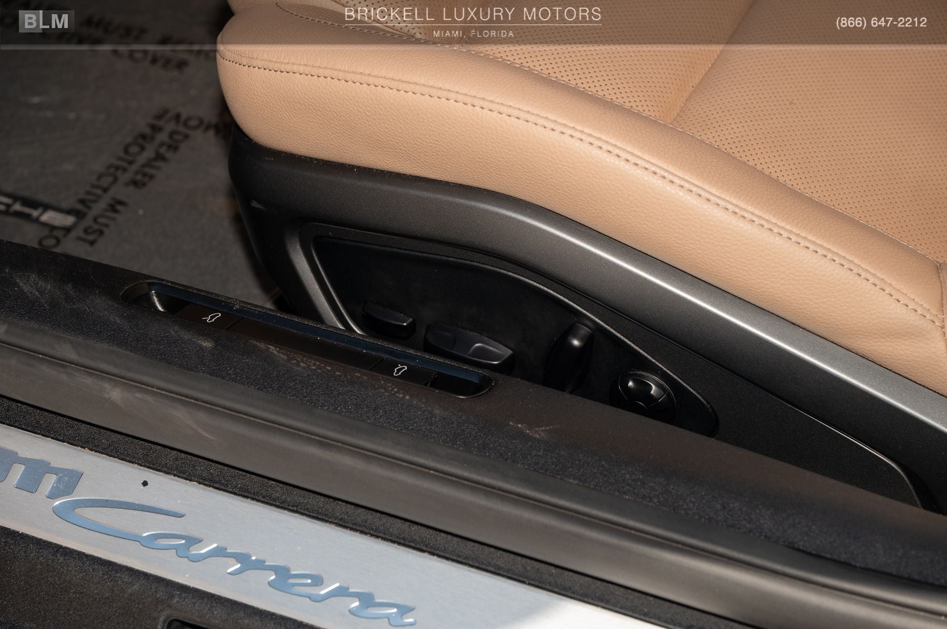 2020 Porsche 911 Carrera