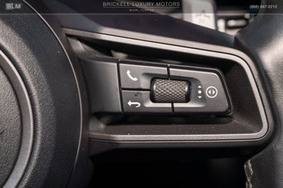 2022 Porsche 911 Carrera