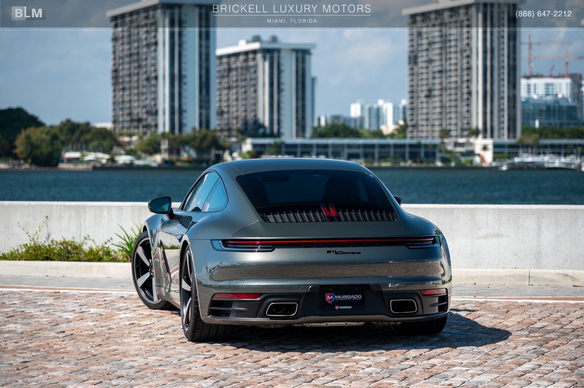 2022 Porsche 911 Carrera 4