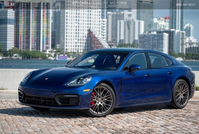 2022 Porsche Panamera 4S