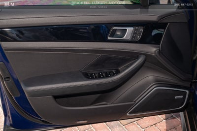 2022 Porsche Panamera 4S