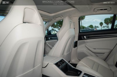 2022 Porsche Panamera GTS