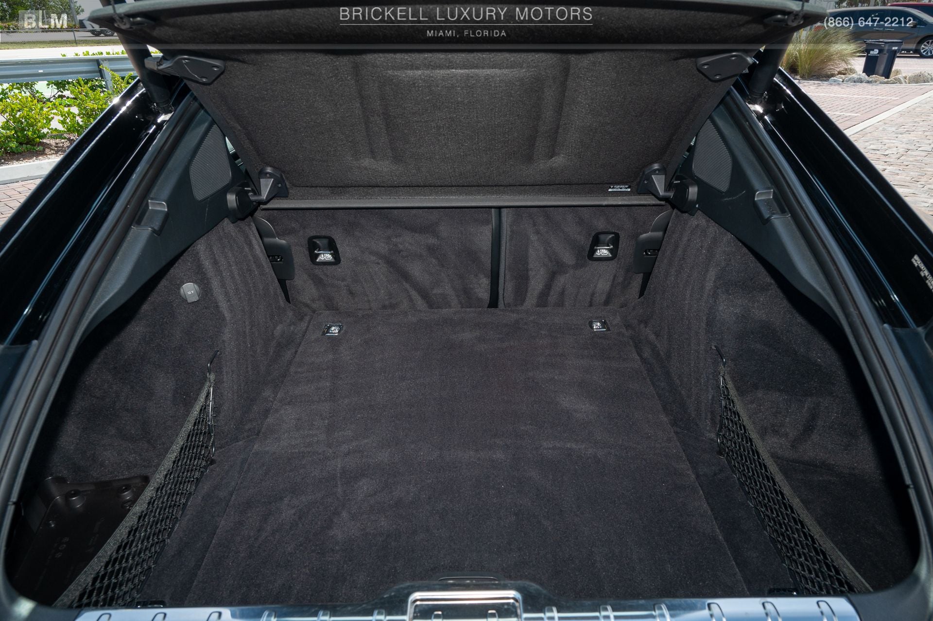 2022 Porsche Panamera 4 Platinum Edition