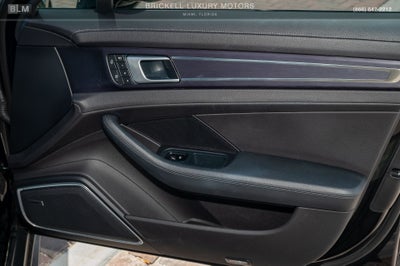 2022 Porsche Panamera 4 Platinum Edition