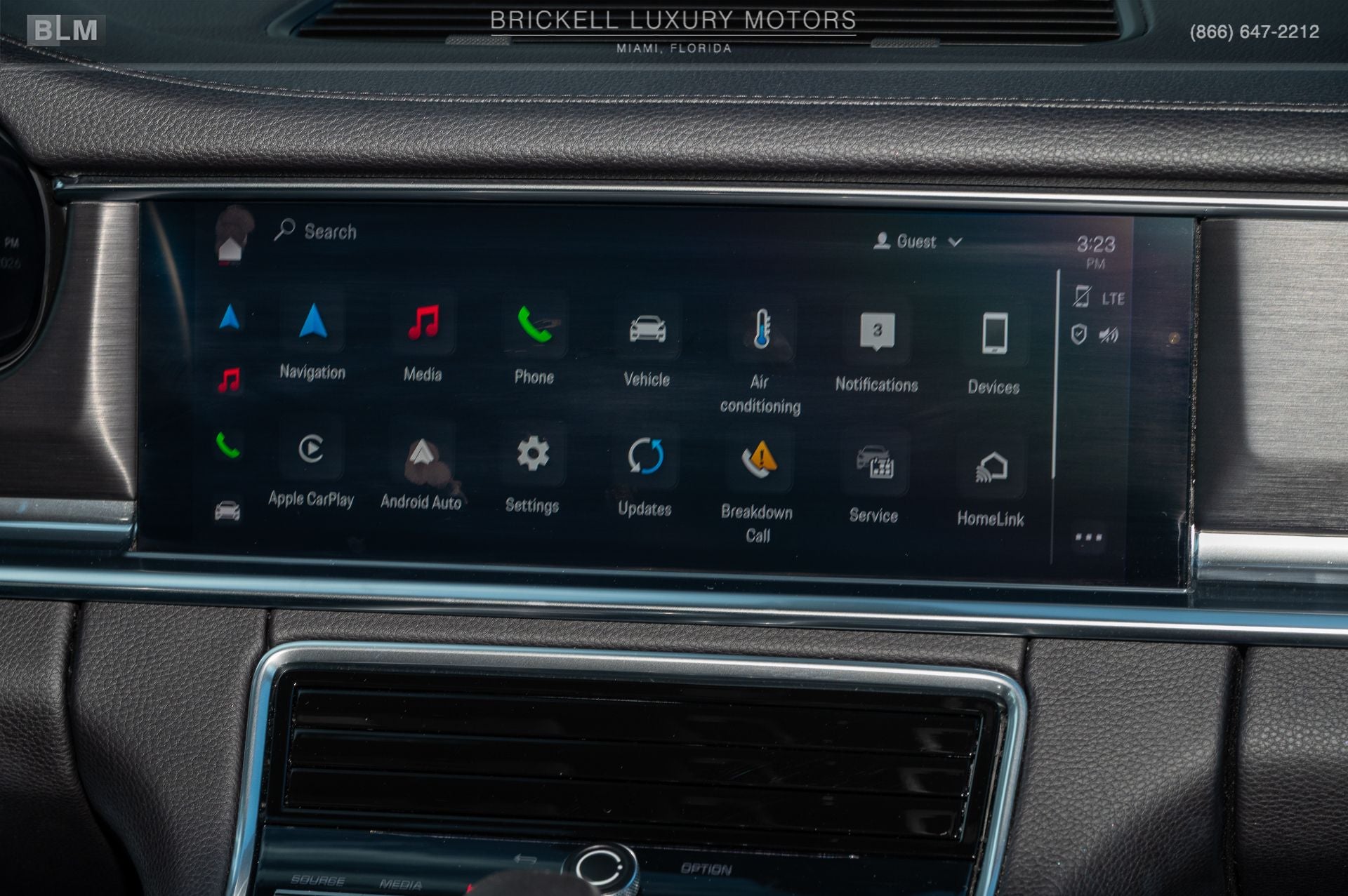 2022 Porsche Panamera 4 Platinum Edition