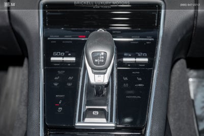 2022 Porsche Panamera 4 Platinum Edition