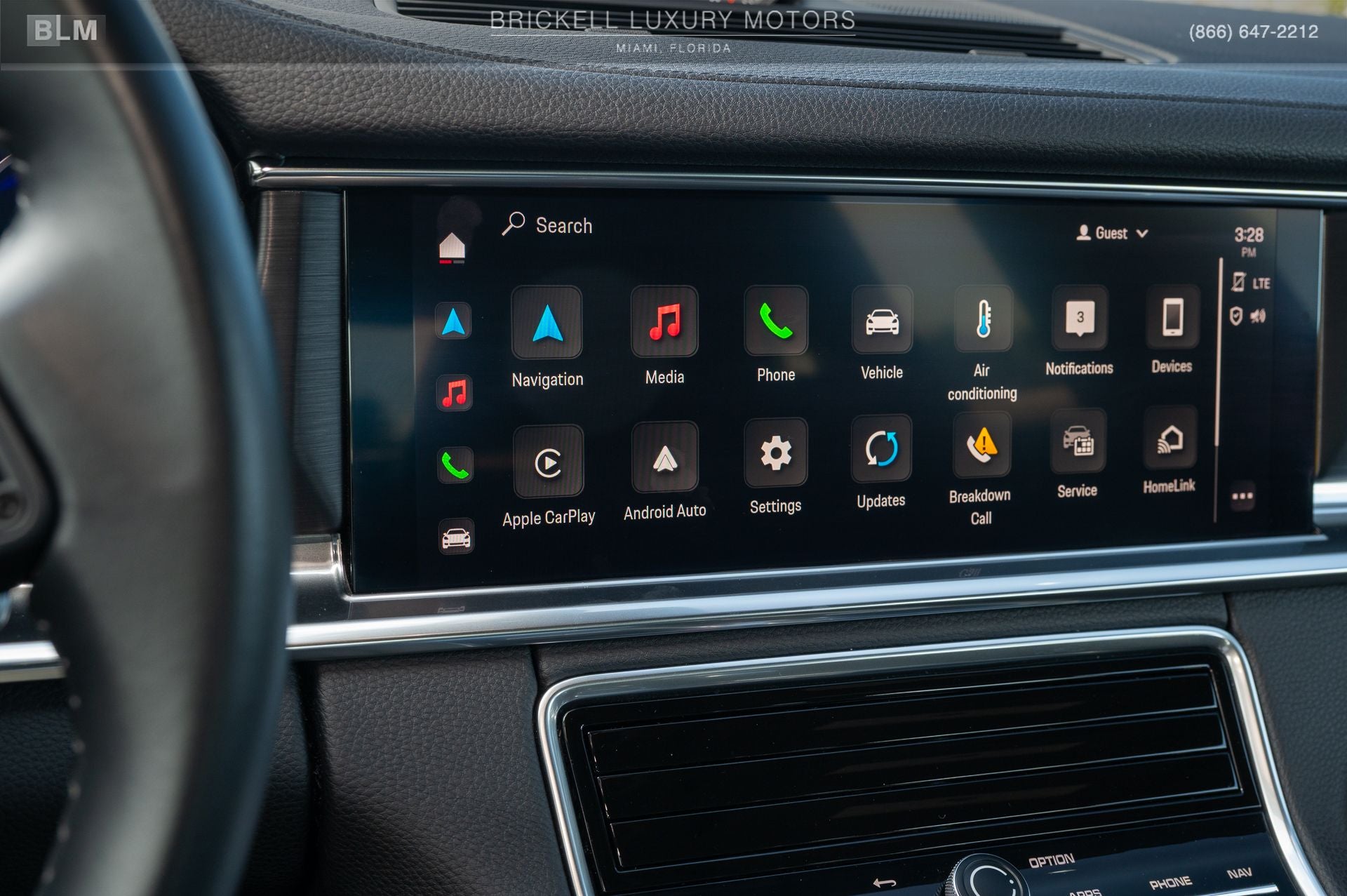 2022 Porsche Panamera 4 Platinum Edition