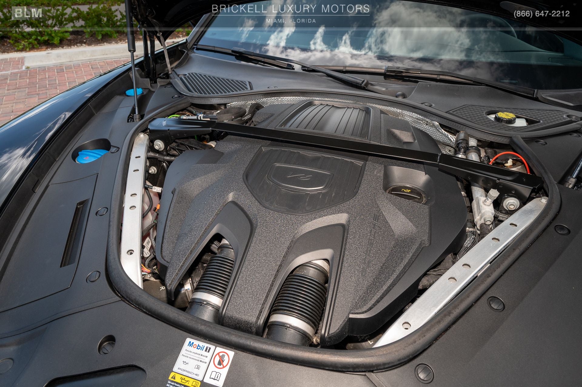 2022 Porsche Panamera 4 Platinum Edition