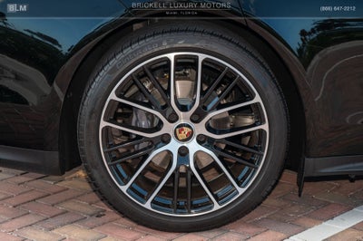2022 Porsche Panamera 4 Platinum Edition