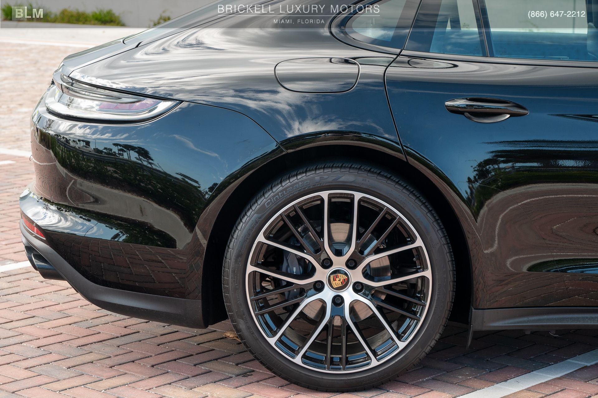 2022 Porsche Panamera 4 Platinum Edition