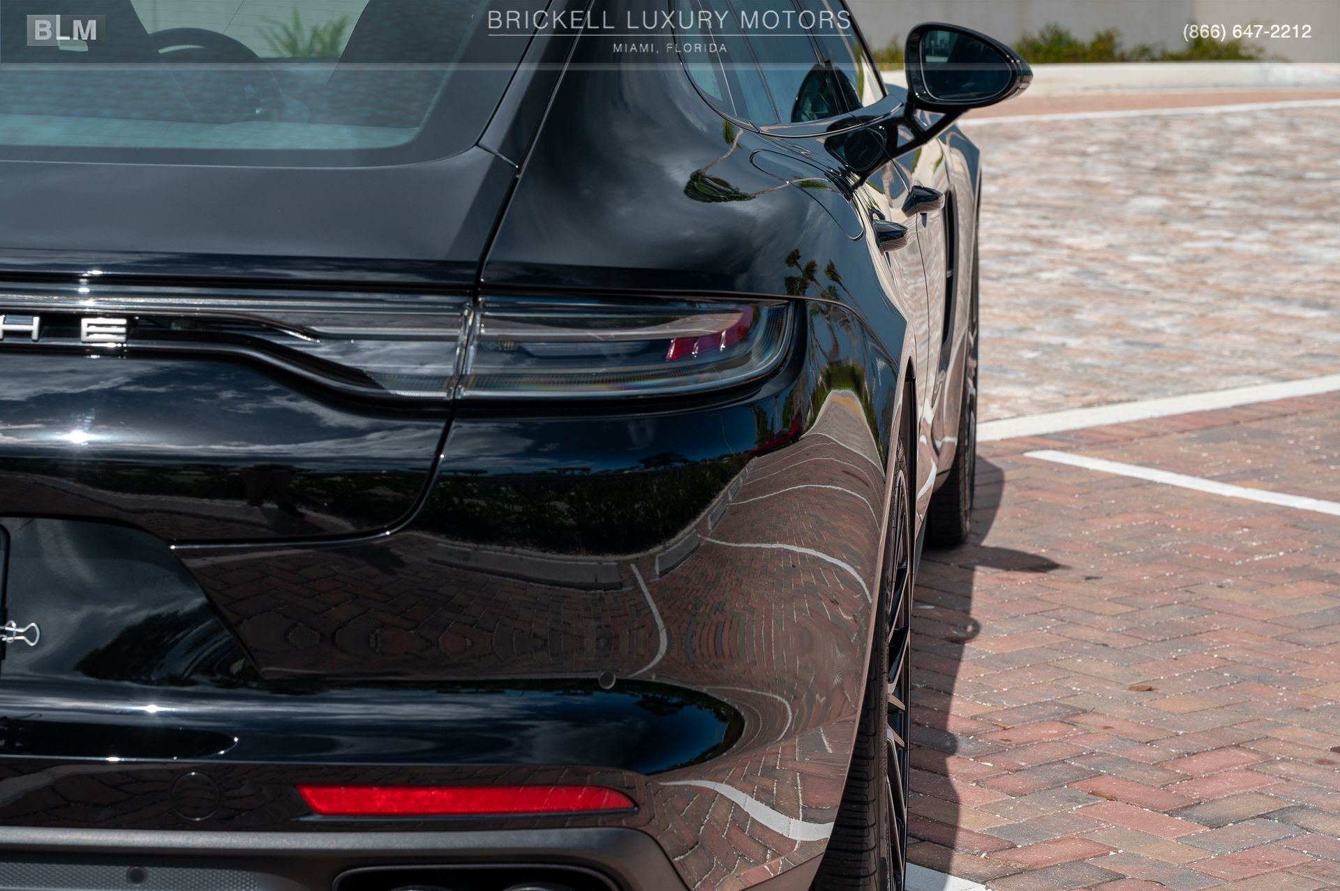 2022 Porsche Panamera 4 Platinum Edition