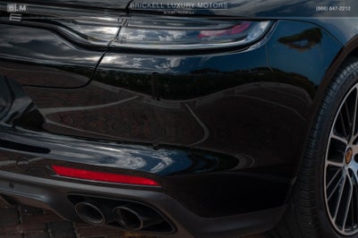 2022 Porsche Panamera 4 Platinum Edition