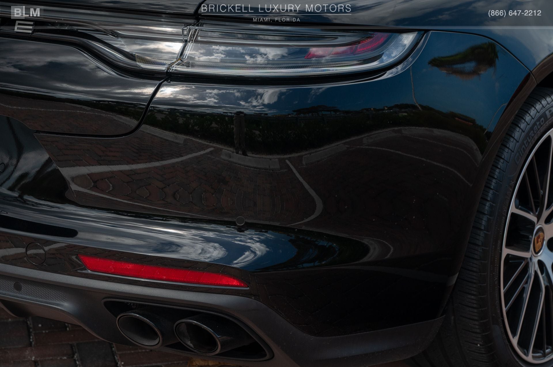 2022 Porsche Panamera 4 Platinum Edition