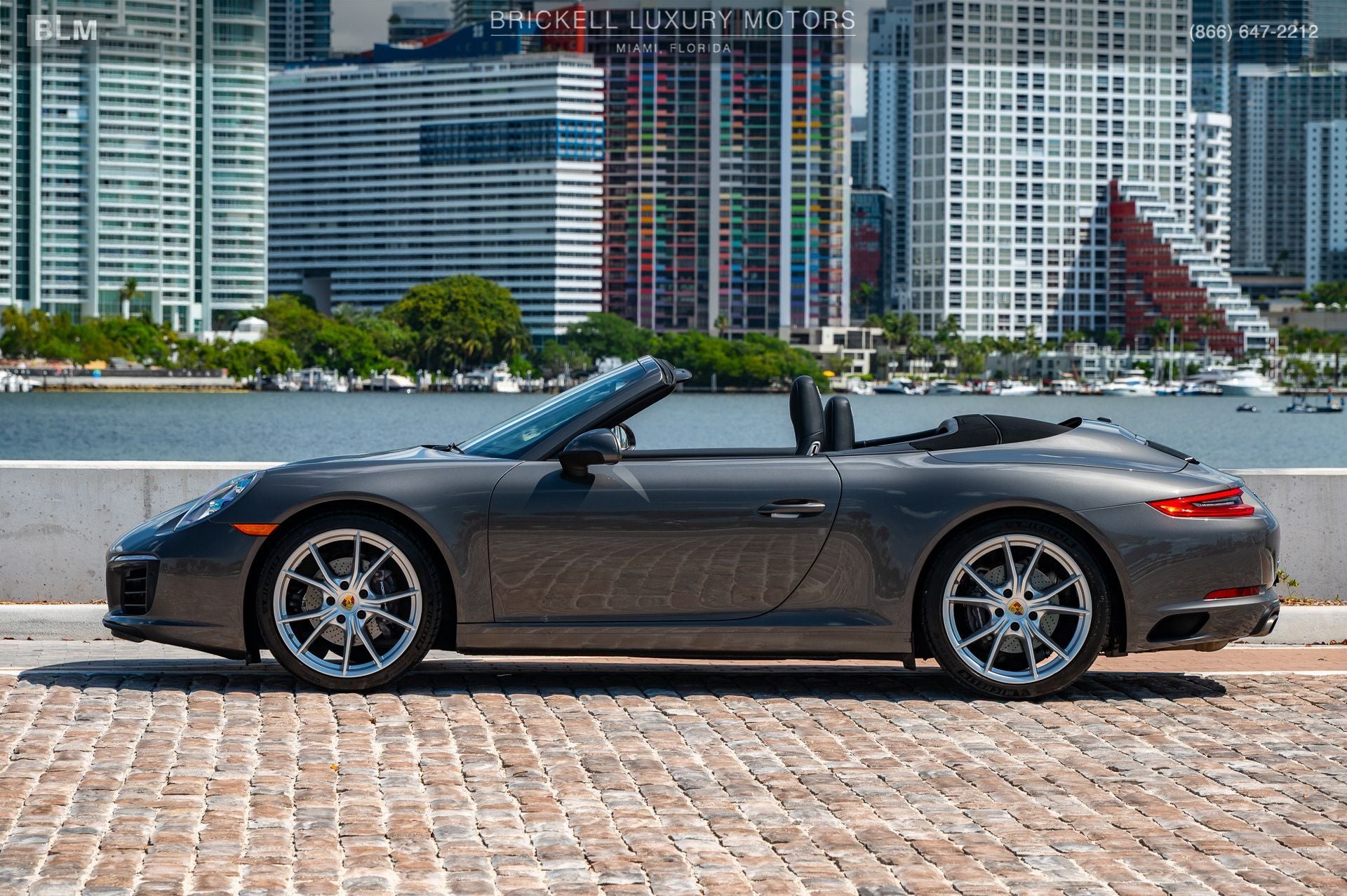 2018 Porsche 911 Carrera
