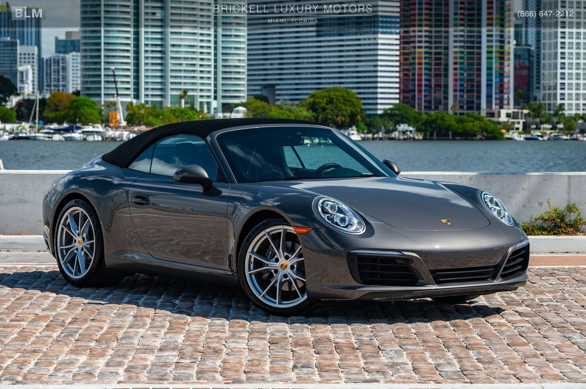 2018 Porsche 911 Carrera