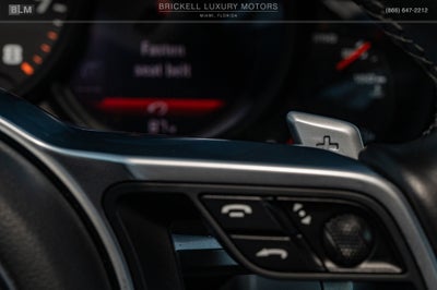 2018 Porsche 911 Carrera