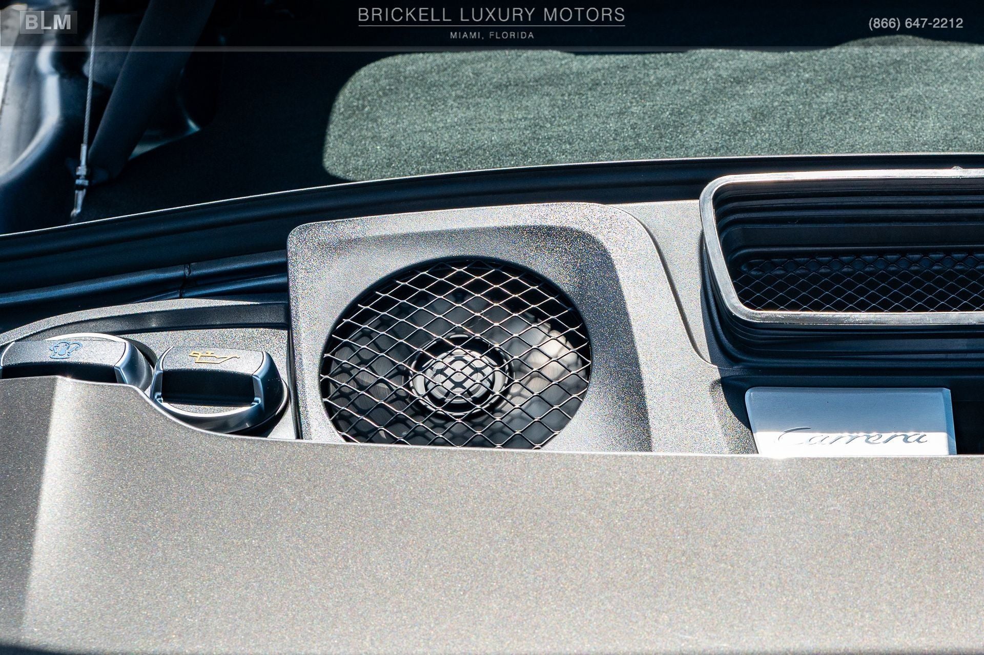 2018 Porsche 911 Carrera