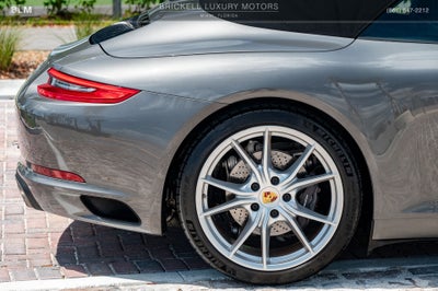 2018 Porsche 911 Carrera