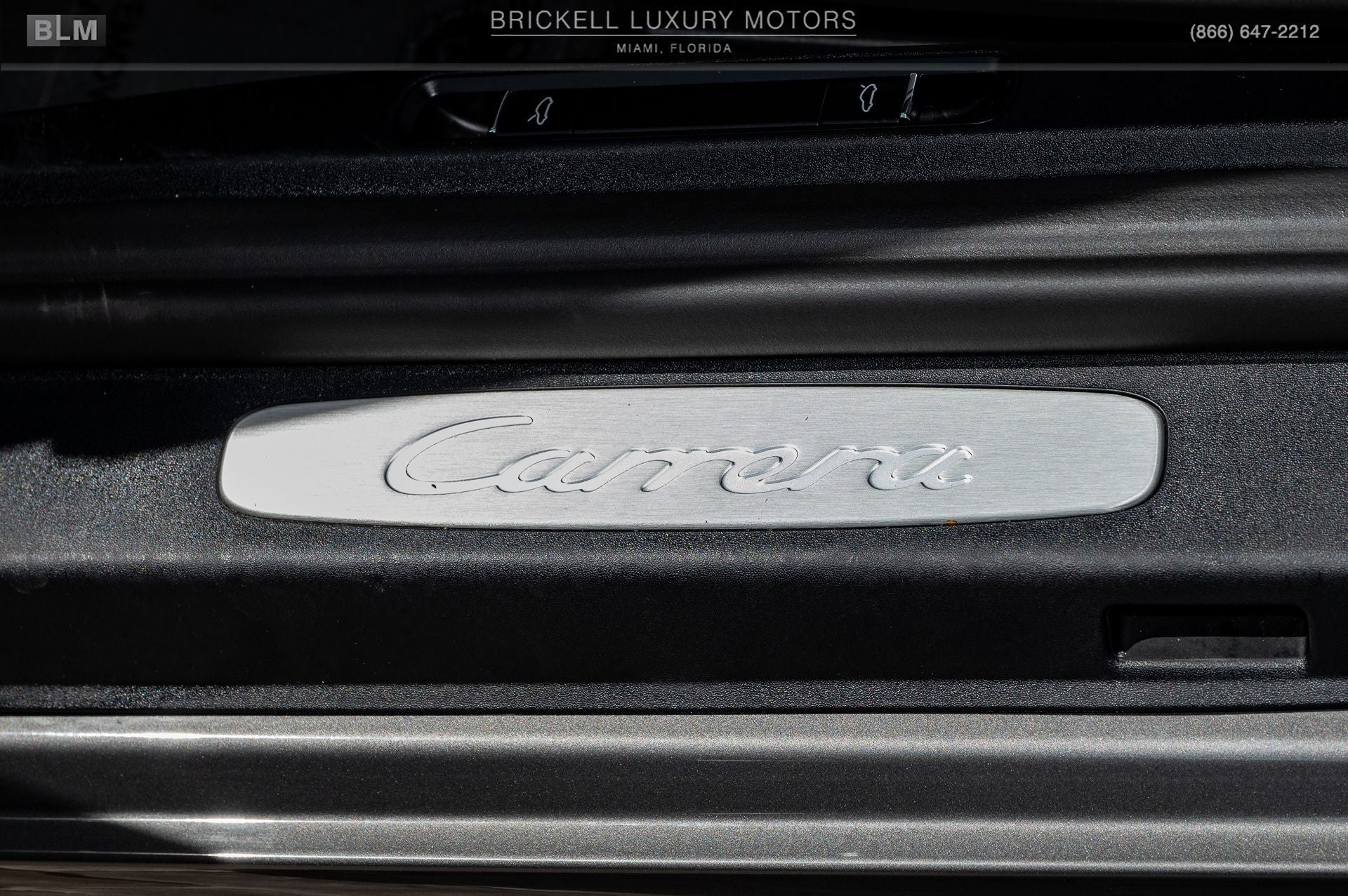 2018 Porsche 911 Carrera