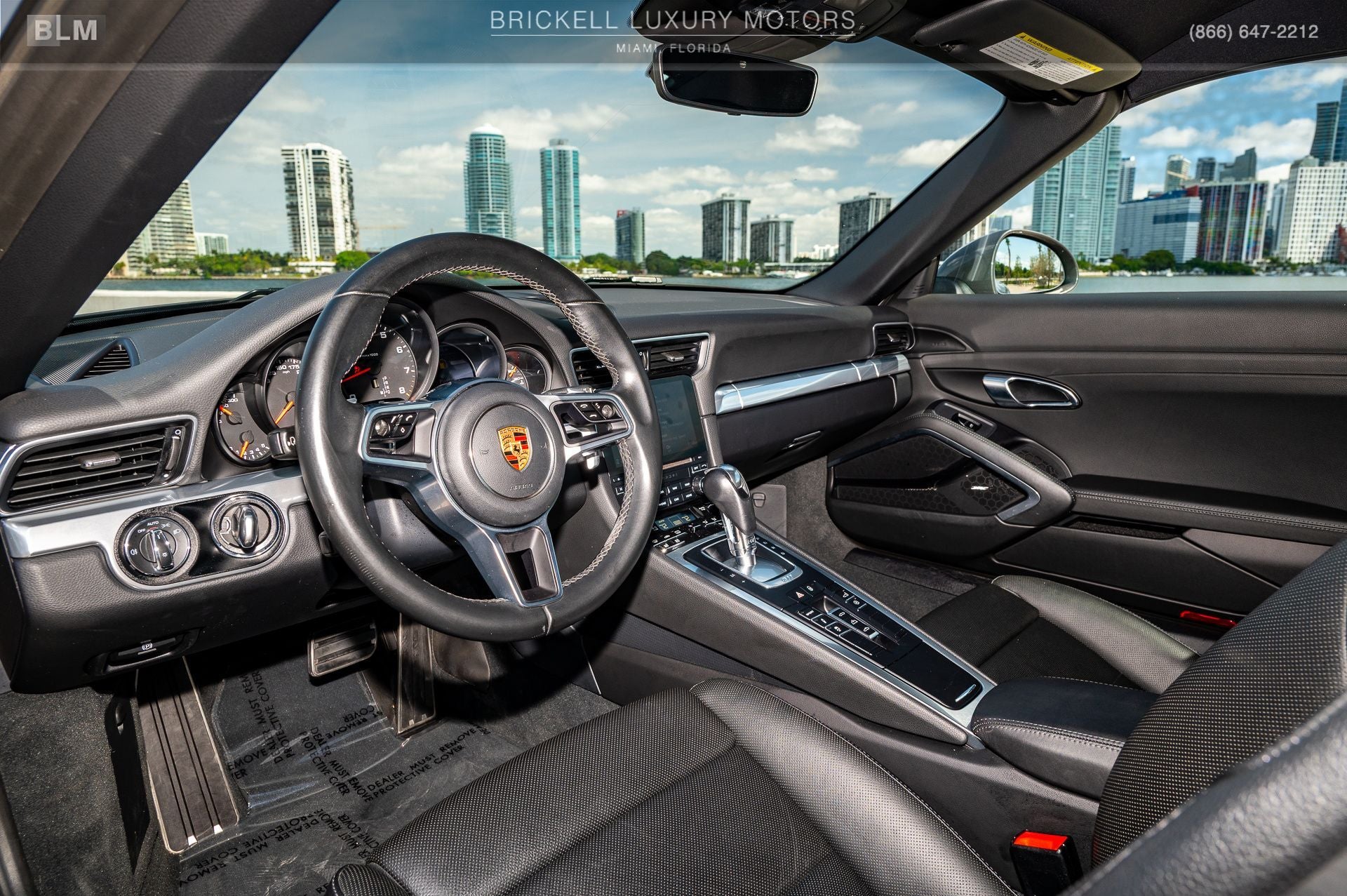 2018 Porsche 911 Carrera