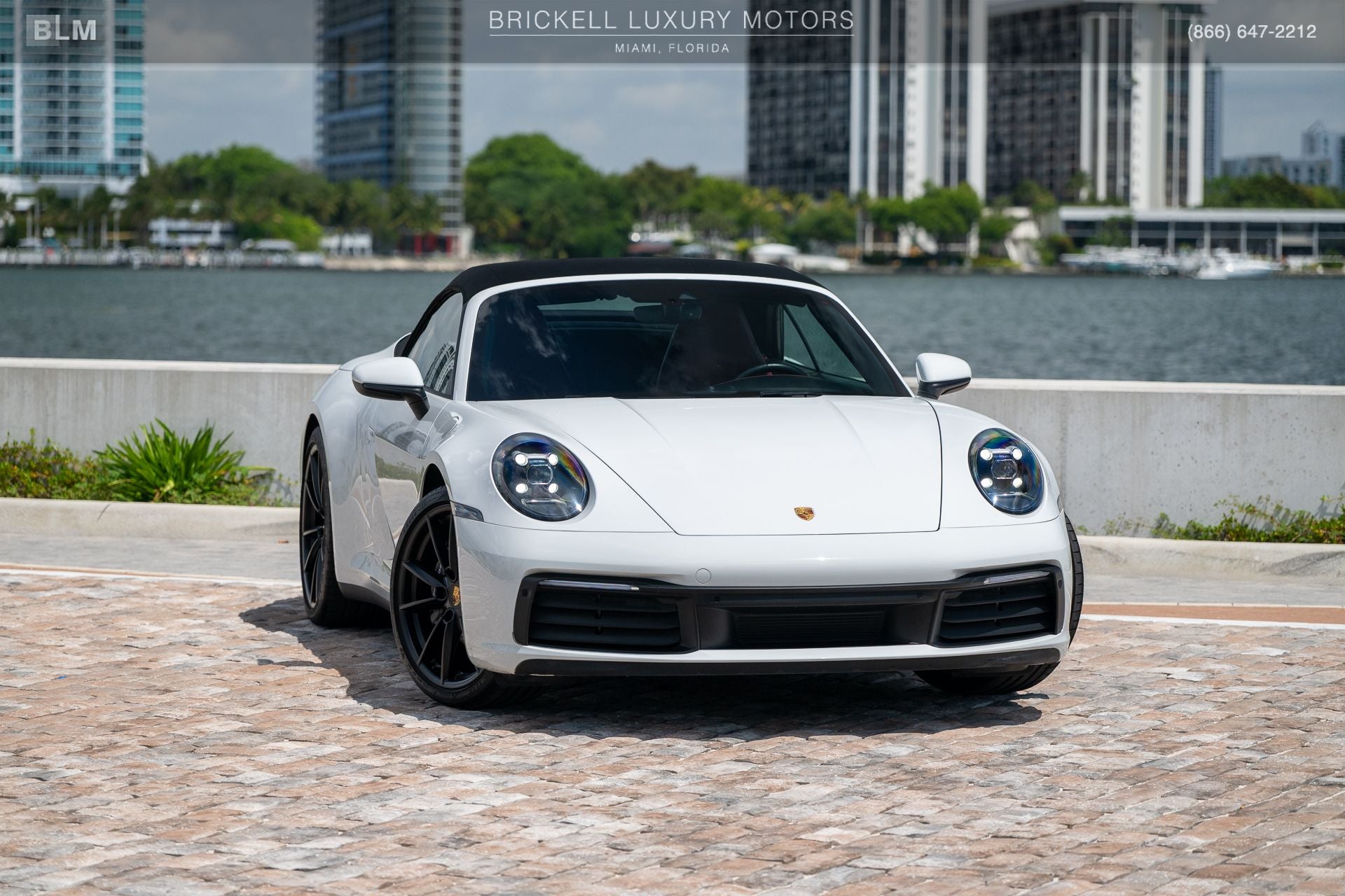 2020 Porsche 911 Carrera