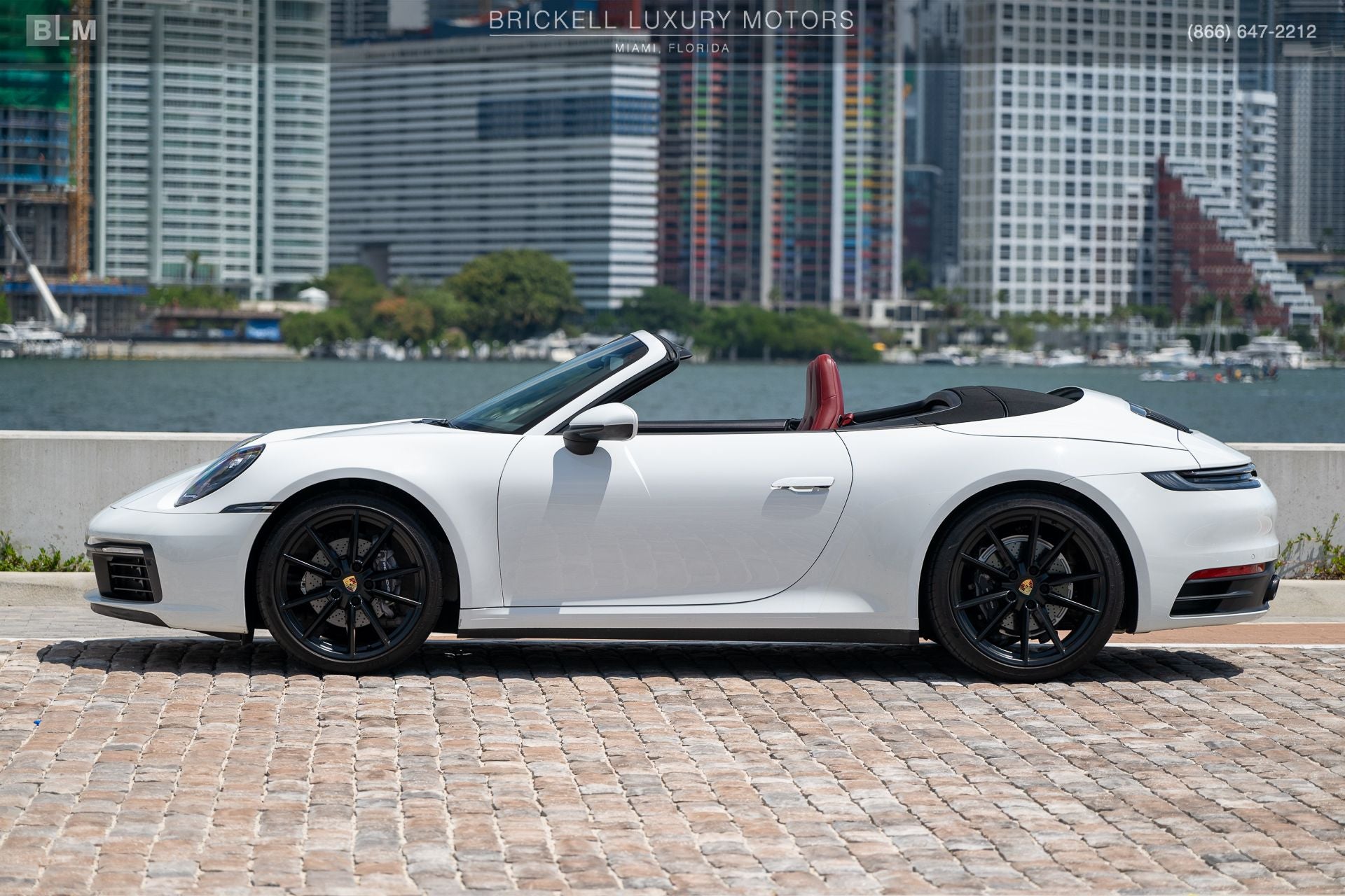 2020 Porsche 911 Carrera