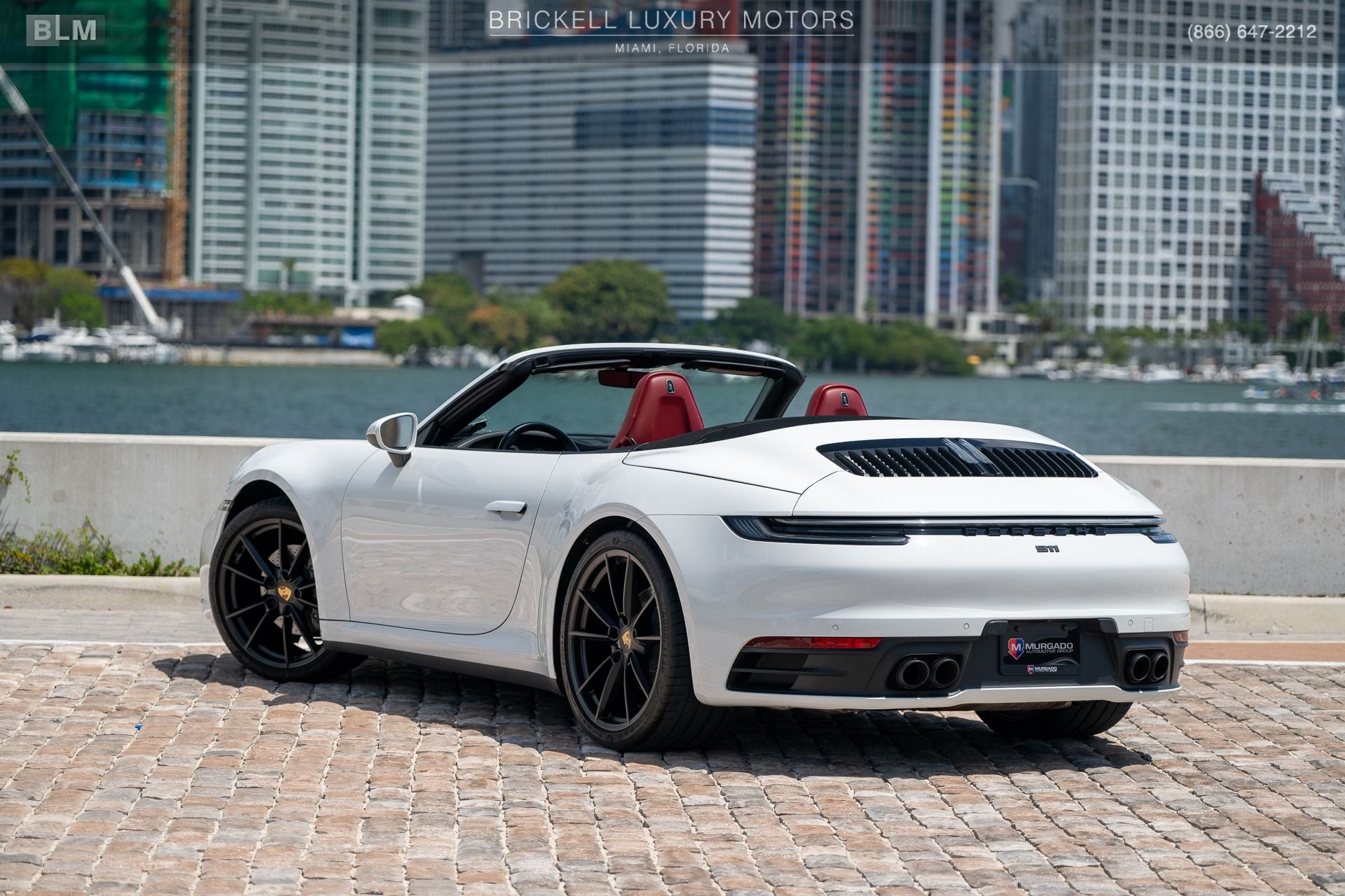 2020 Porsche 911 Carrera