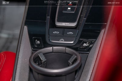 2020 Porsche 911 Carrera
