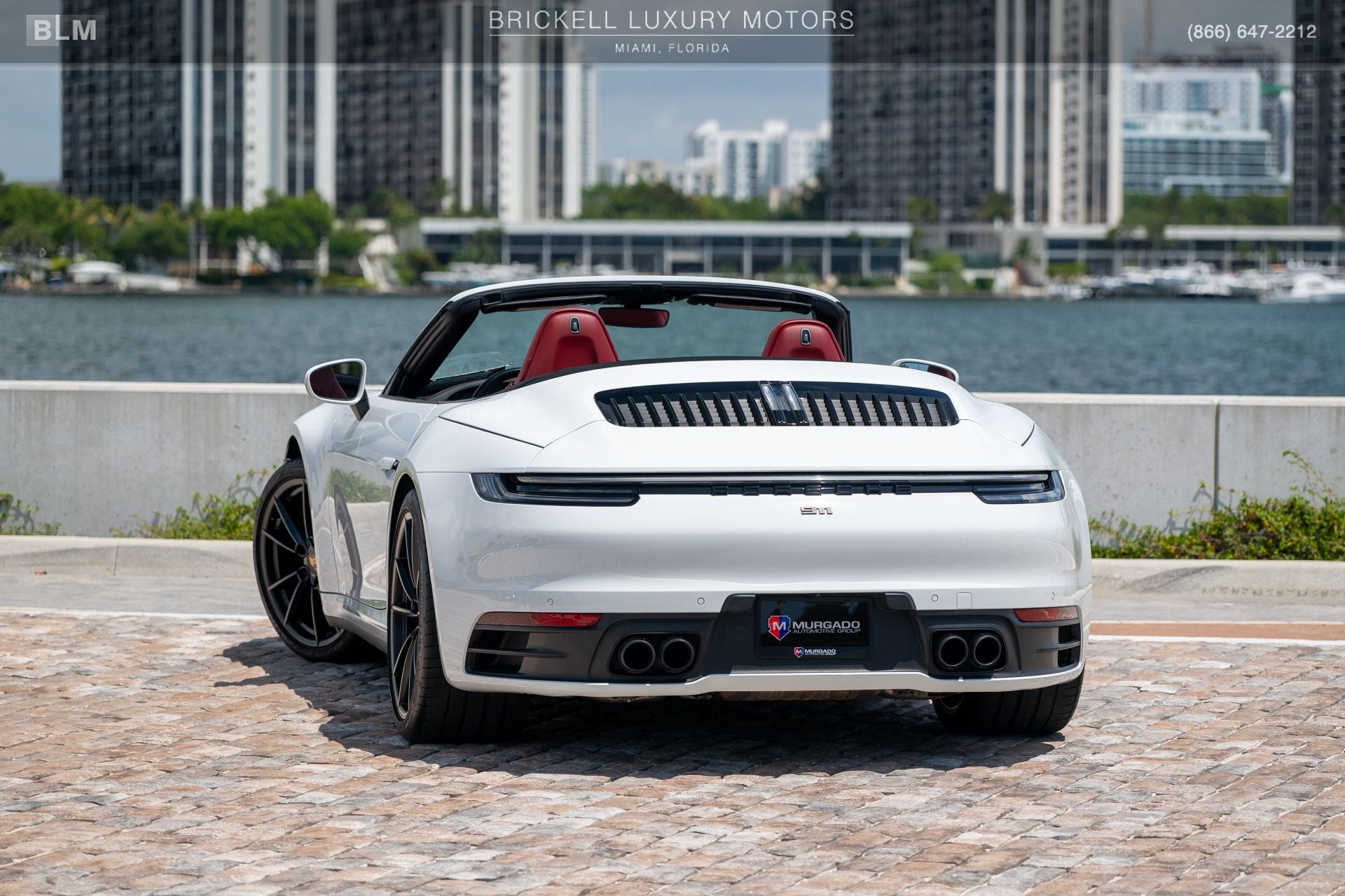 2020 Porsche 911 Carrera