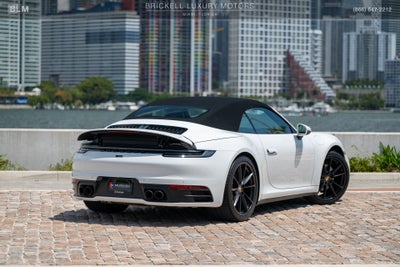 2020 Porsche 911 Carrera