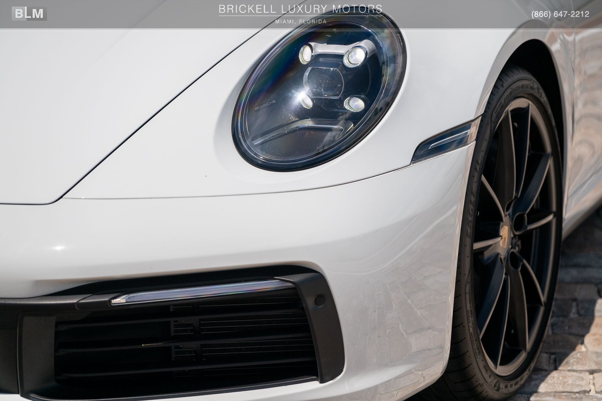 2020 Porsche 911 Carrera