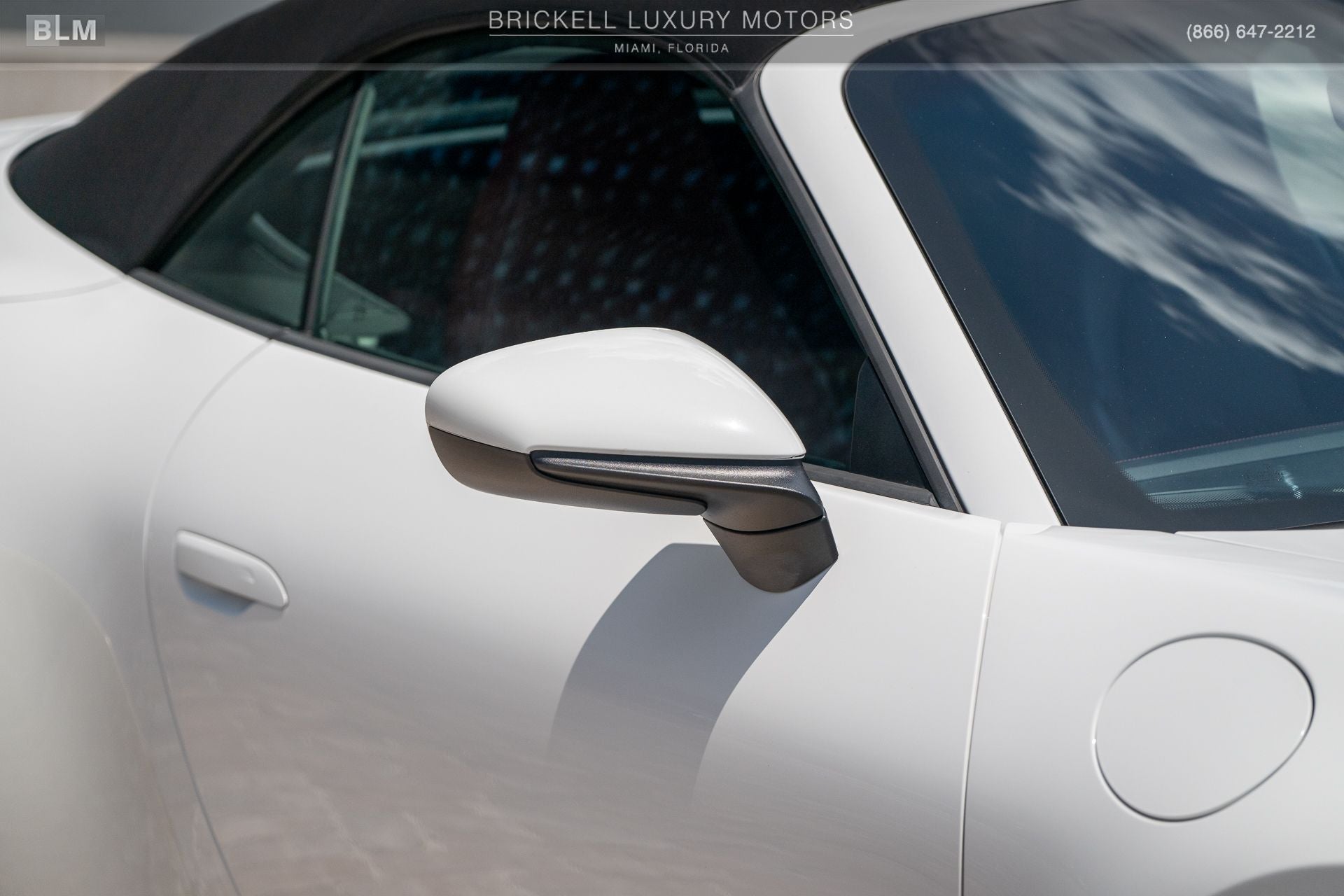 2020 Porsche 911 Carrera