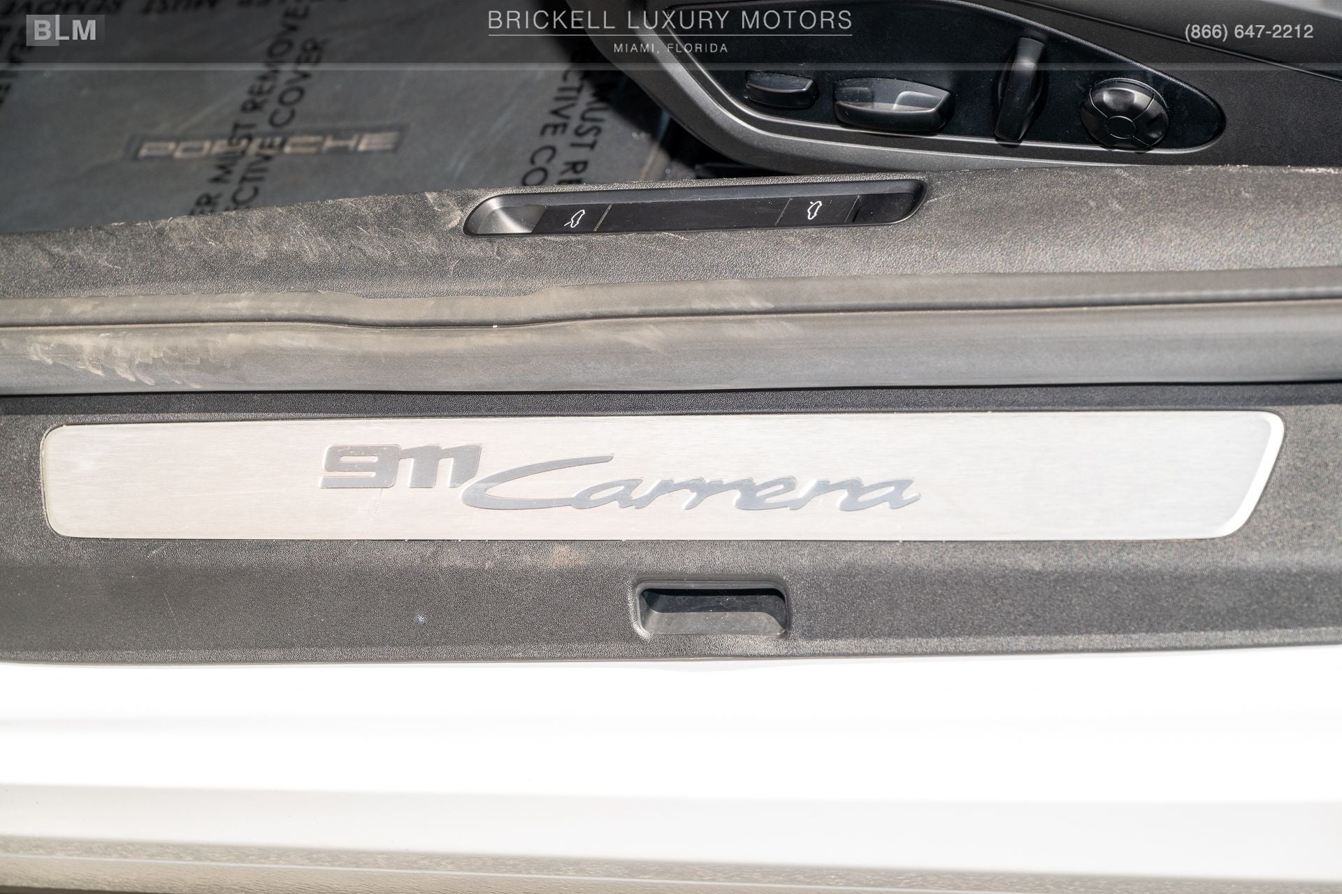 2020 Porsche 911 Carrera
